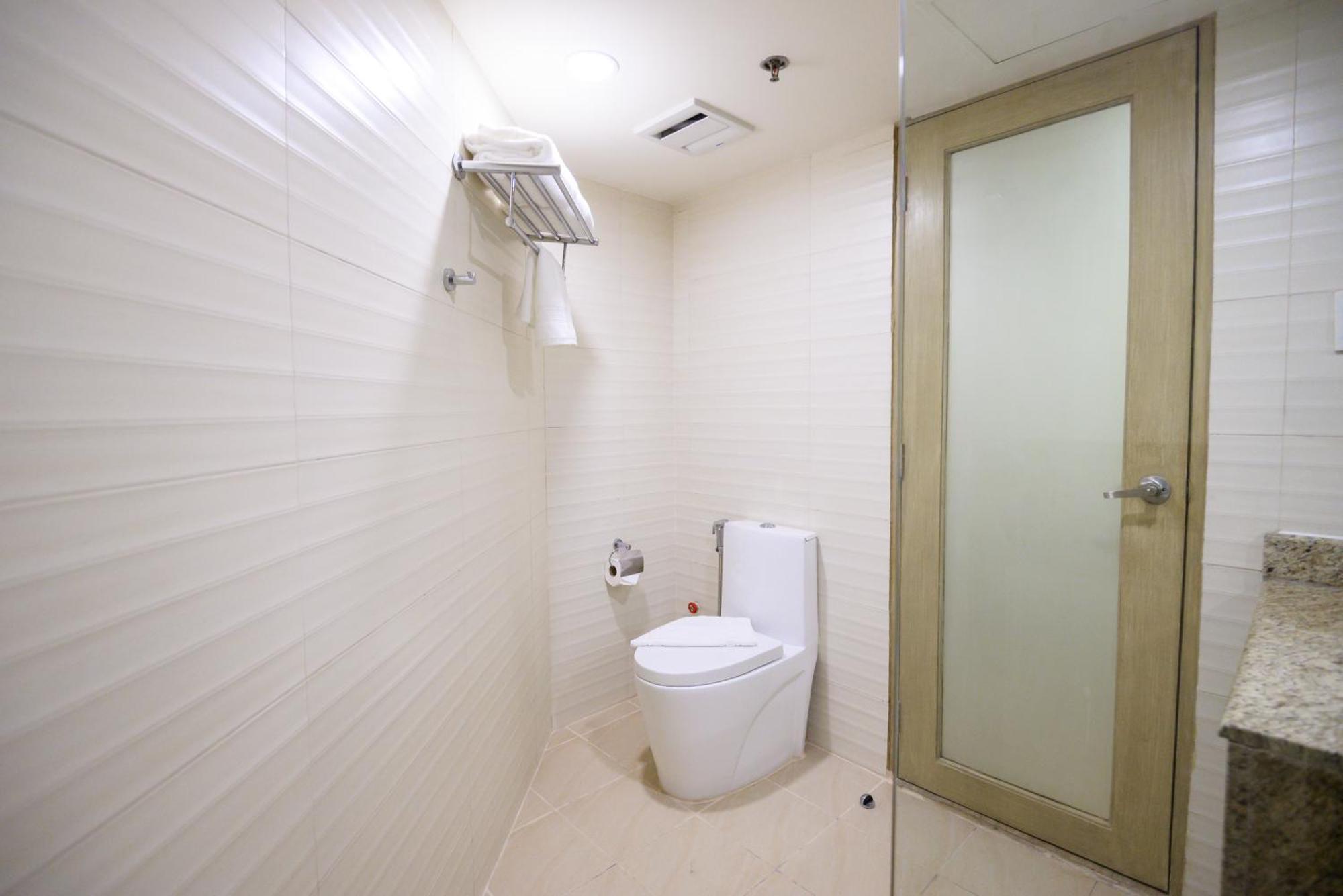 Surestay Plus By Best Western Cebu City Extérieur photo